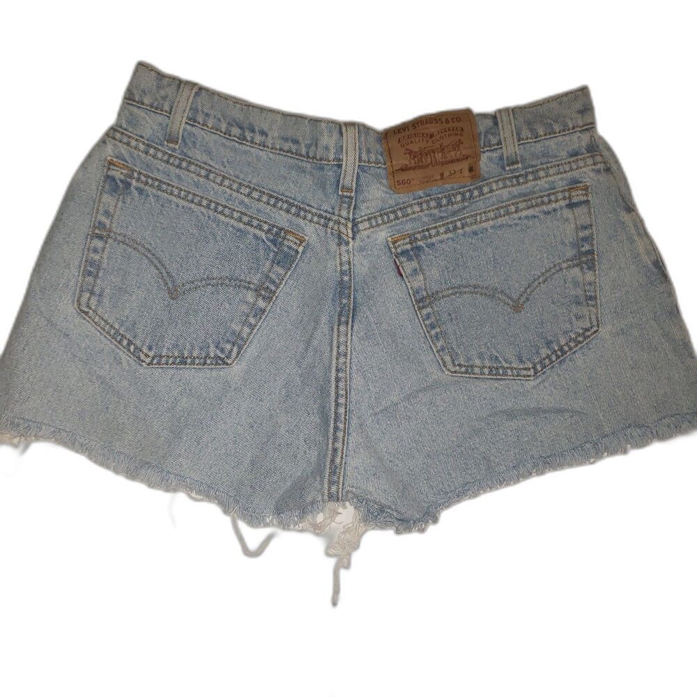 Vintage 90s Levis 560 Cut Off Denim Jean Shorts W33
